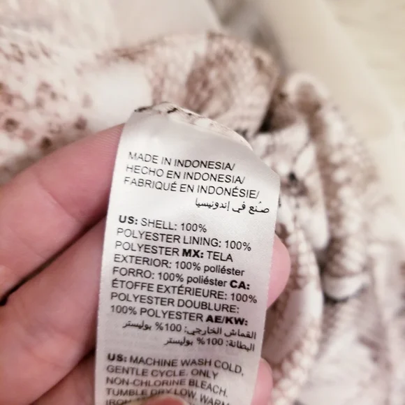 WHBM Top - Picture 6 of 6